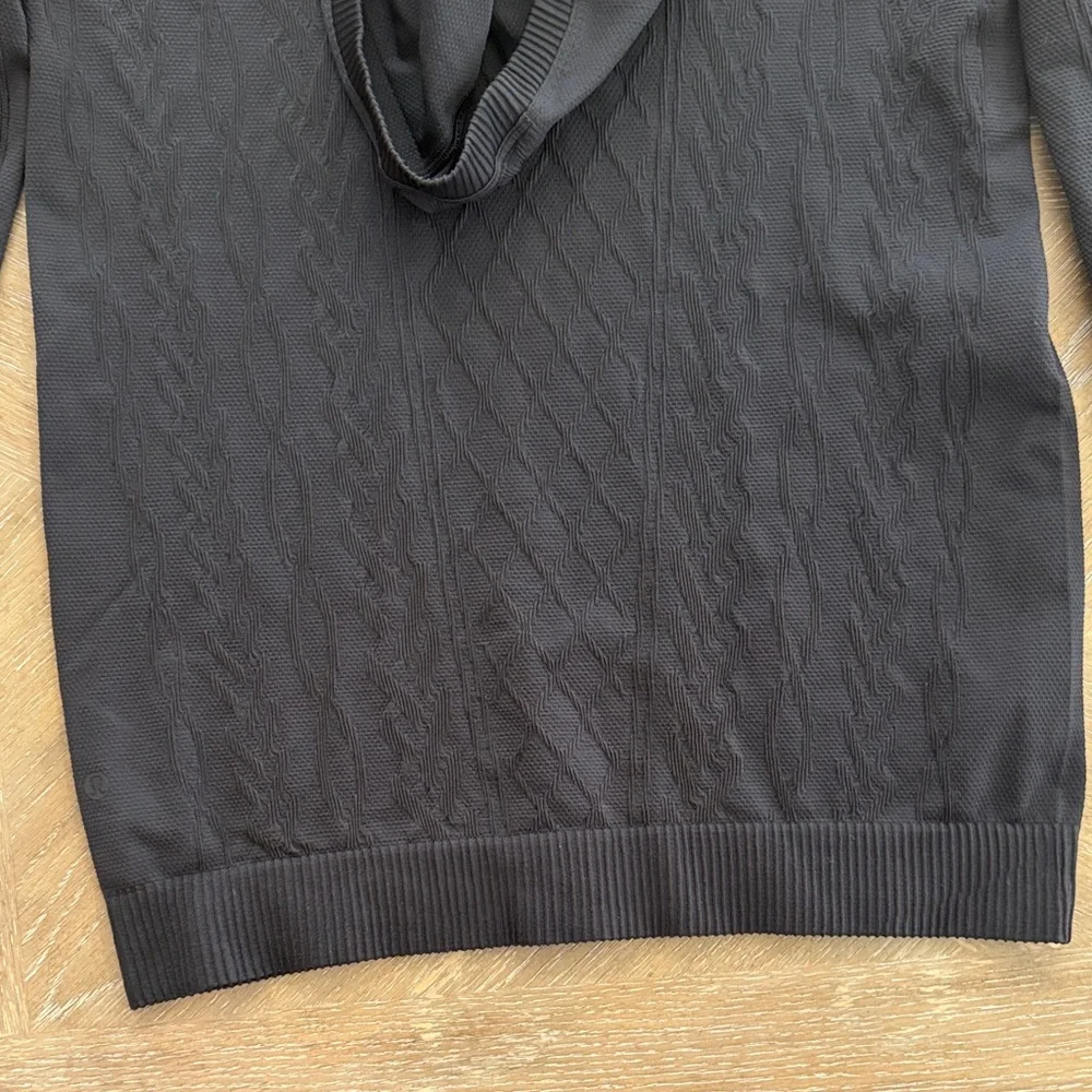 lululemon athletica black long sleeve top - Picture 3 of 7